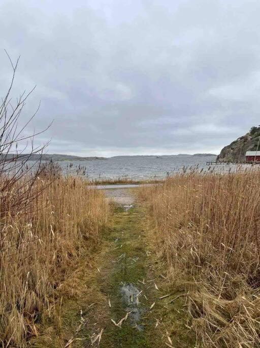 Ny Laegenhet Pa Markplan Med Havsutsikt Стромстад Экстерьер фото